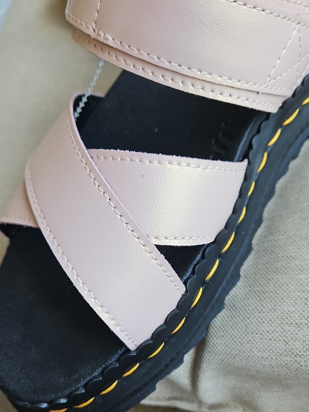 Sz 7- Dr Martins Voss II Chunky Sandals In Opalescent Powder Pink/ Gold - Picture 7 of 9